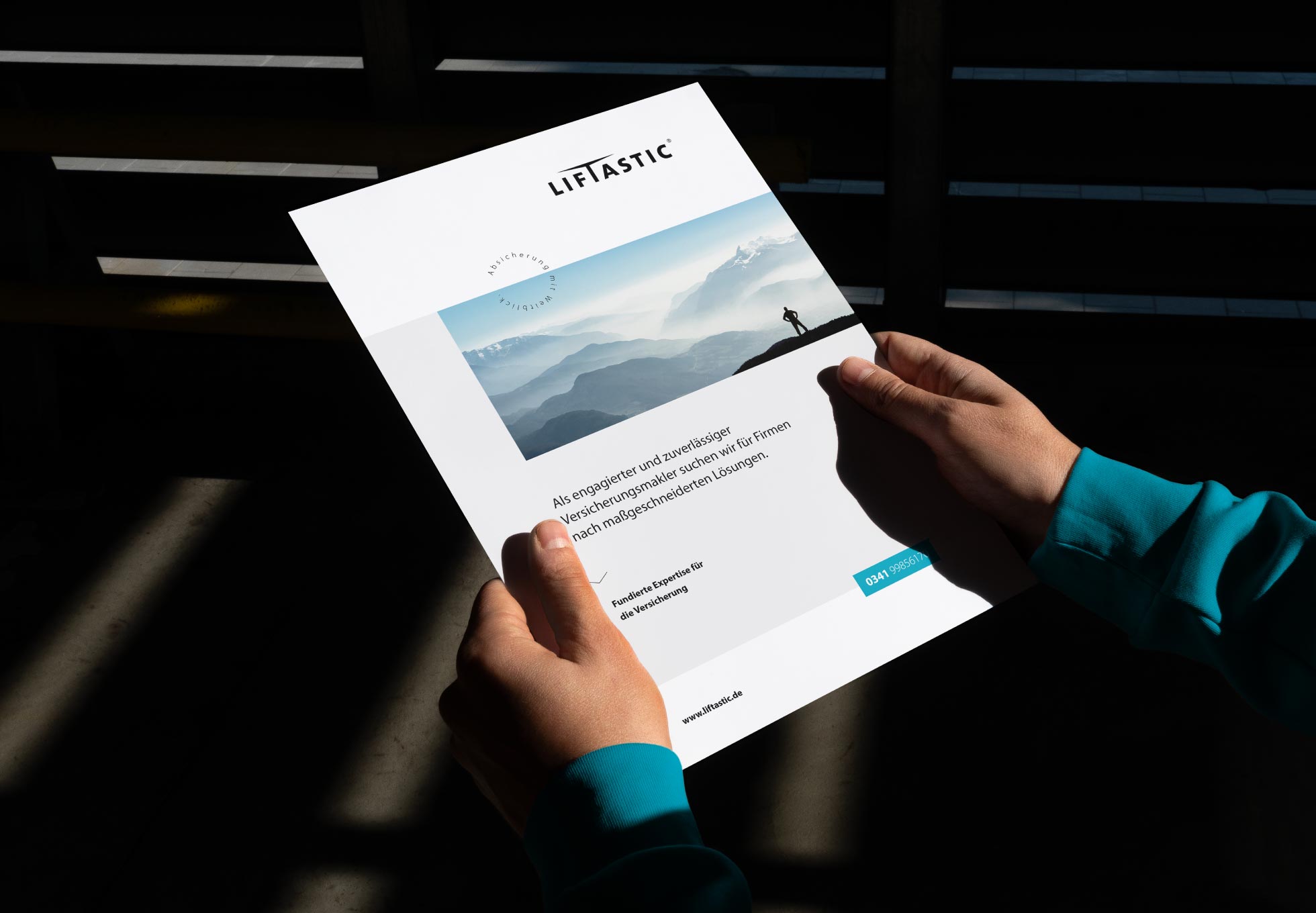 Titelgestaltung des Imageprospekts von LIFTASTIC